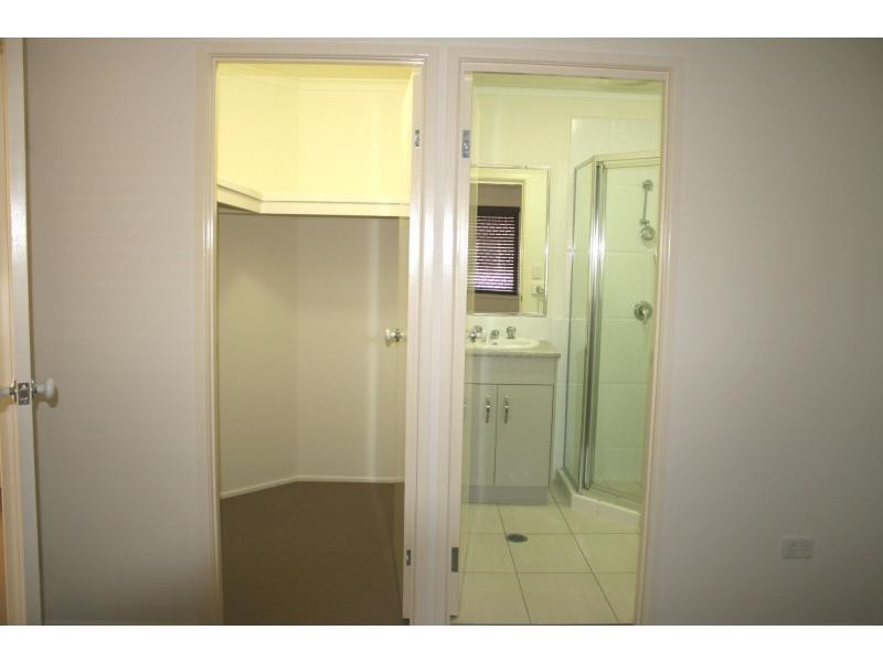 2/60-64 Glenmore Street, Kallangur QLD 4503