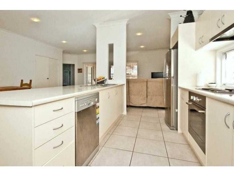 12 Dibbler Court, North Lakes QLD 4509