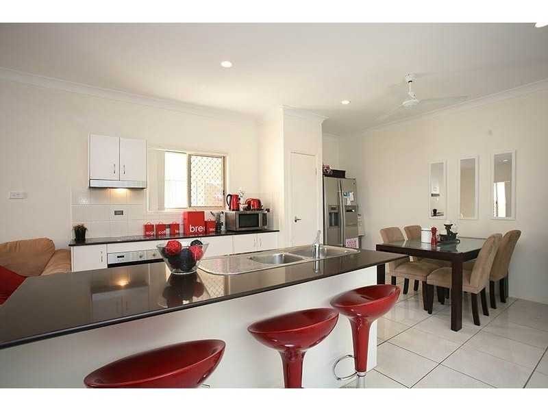 8 Riley Court, North Lakes QLD 4509