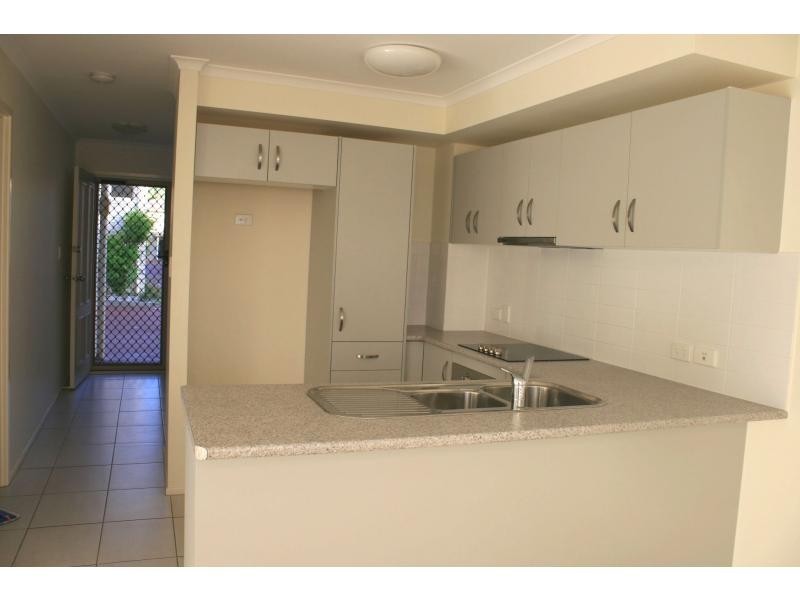 2/60-64 Glenmore Street, Kallangur QLD 4503