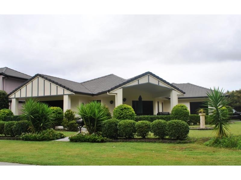 44 Copeland Drive, North Lakes QLD 4509