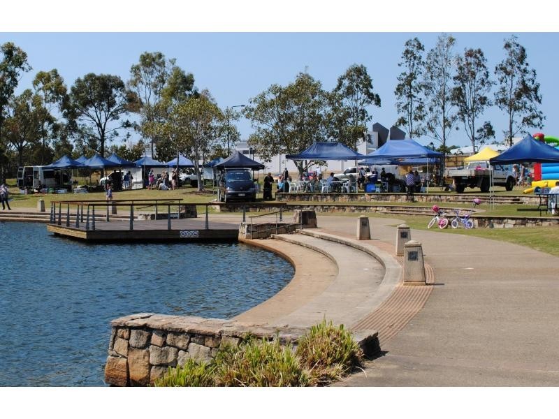 North Lakes QLD 4509