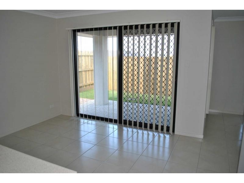 14 Severn Crescent, North Lakes QLD 4509