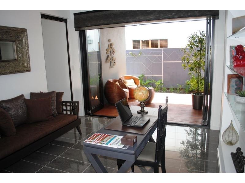 North Lakes QLD 4509