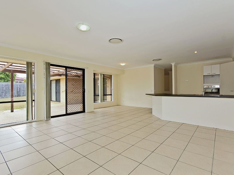 10 Moorrinya Circuit, North Lakes QLD 4509