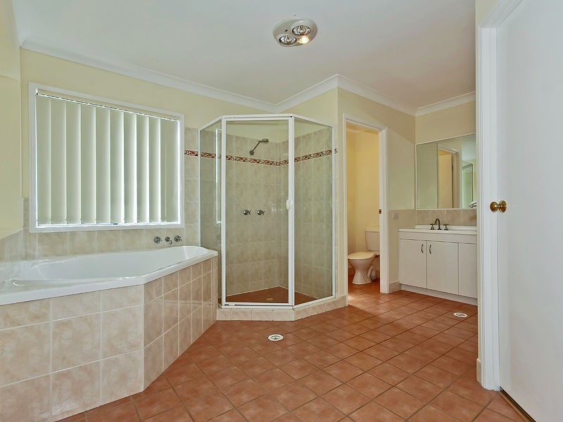 10 Moorrinya Circuit, North Lakes QLD 4509