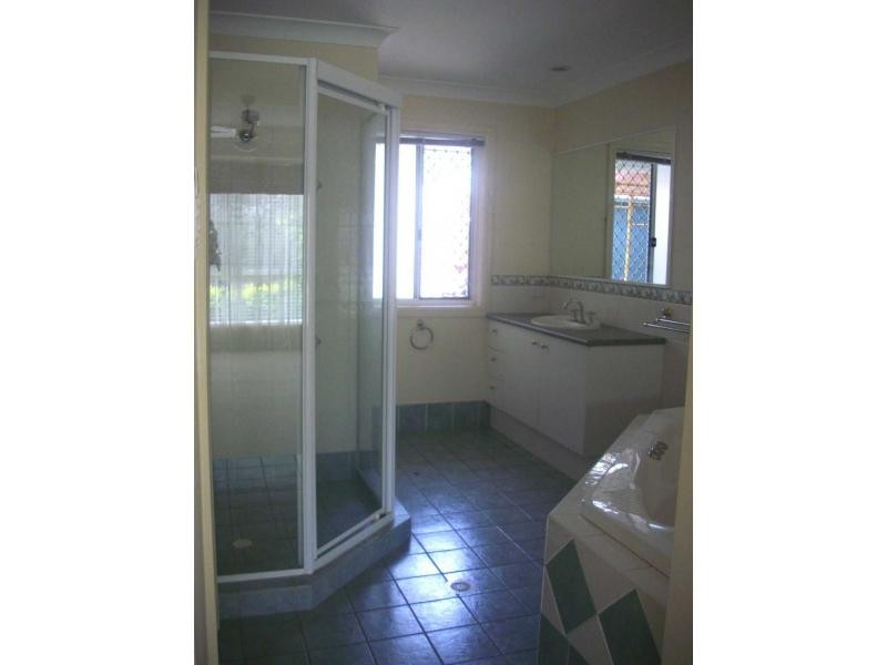 North Lakes QLD 4509