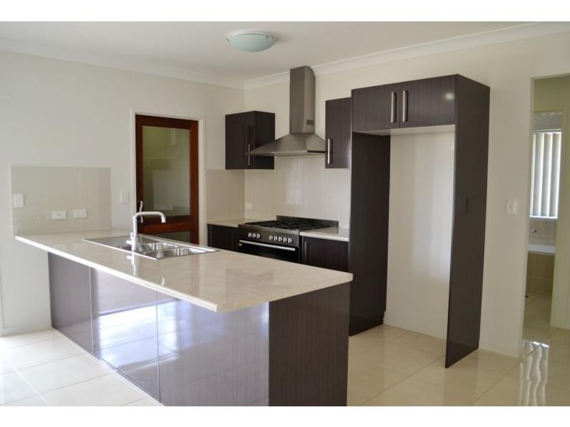 North Lakes QLD 4509