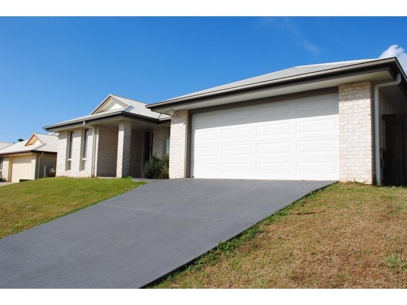 5 Lennon Boulevard, Narangba QLD 4504