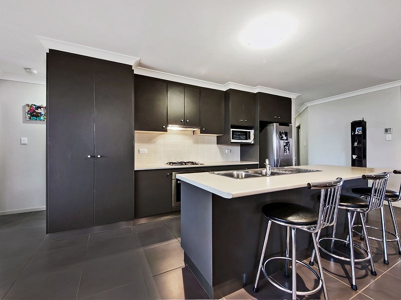 22 Cherrytree Crescent, Upper Caboolture QLD 4510