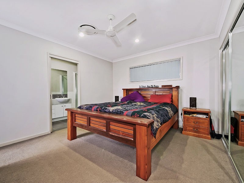 22 Cherrytree Crescent, Upper Caboolture QLD 4510