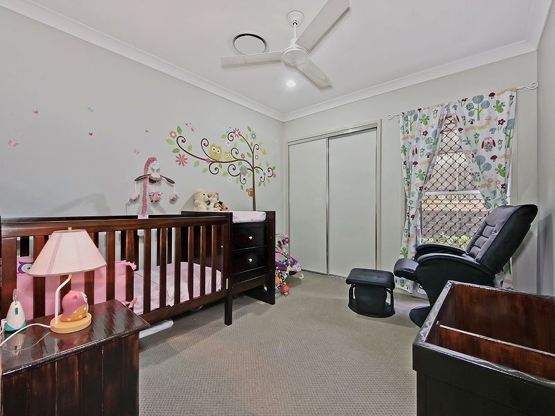 22 Cherrytree Crescent, Upper Caboolture QLD 4510