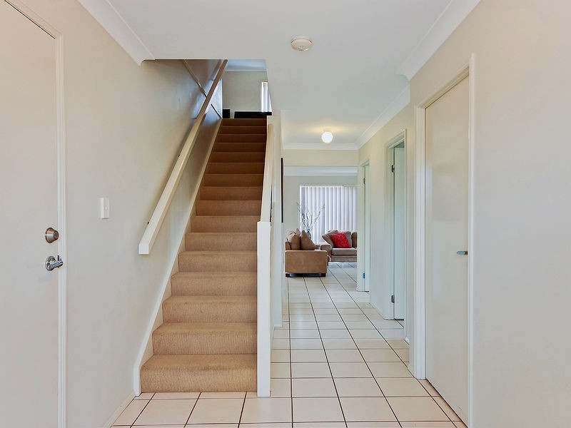 9 Bison Court, Warner QLD 4500