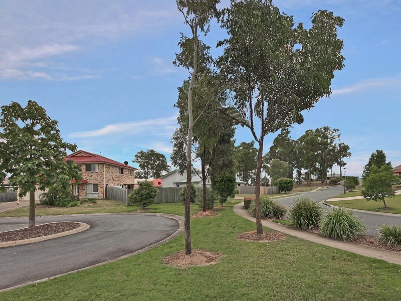 9 Bison Court, Warner QLD 4500