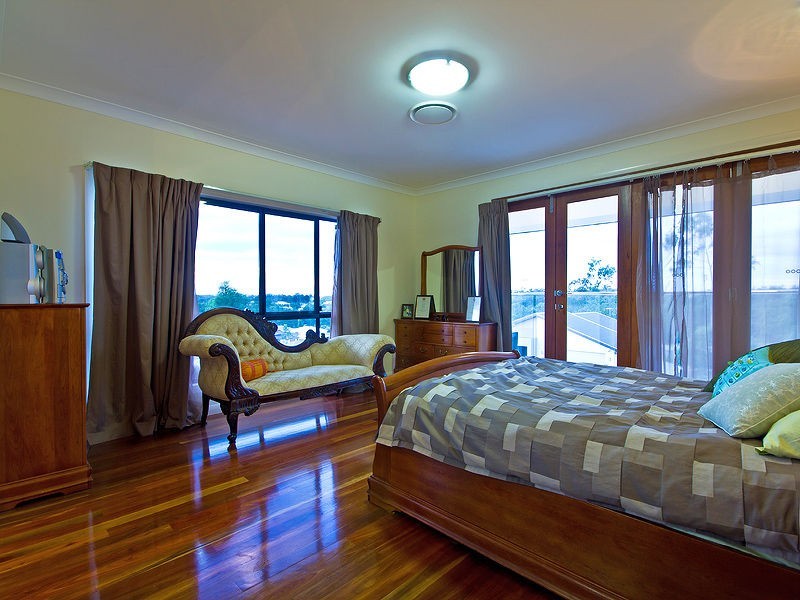 13 ARISTOTLE Avenue, Augustine Heights QLD 4300