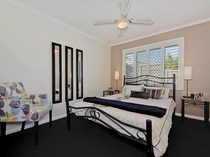 2 Willandra Parade, North Lakes QLD 4509