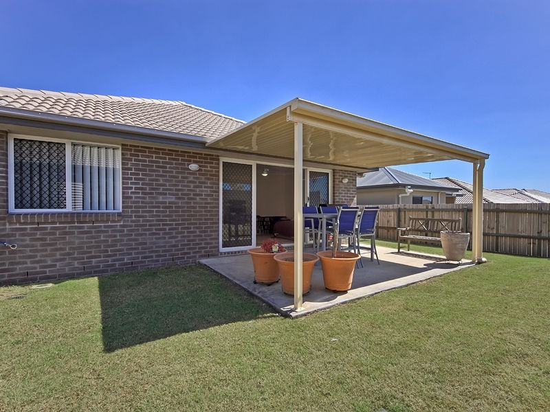 19 Williams Crescent, North Lakes QLD 4509
