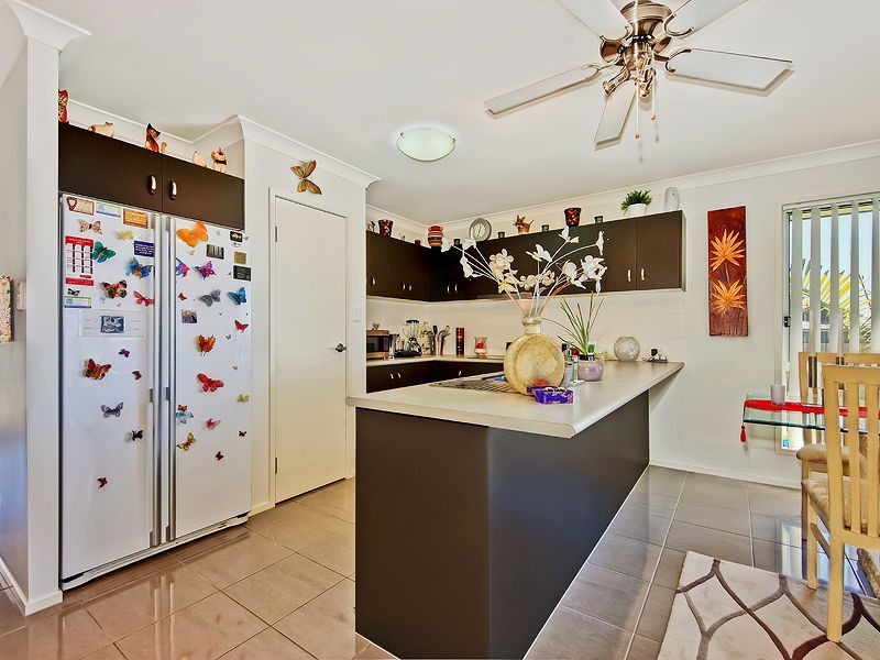 9 Williams Crescent, North Lakes QLD 4509