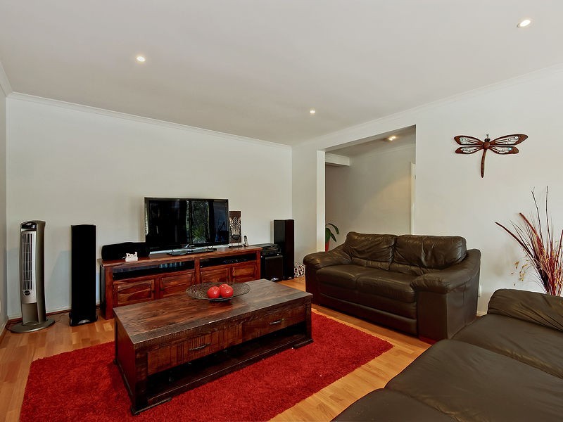 2 Willandra Parade, North Lakes QLD 4509