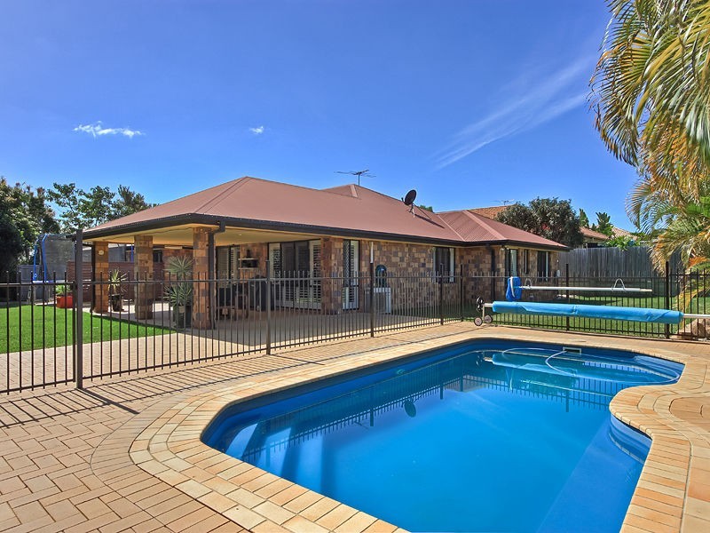 2 Willandra Parade, North Lakes QLD 4509