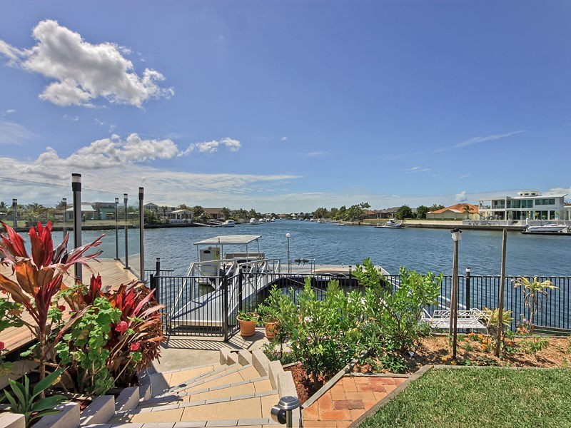 36 Pacific Drive, Bribie Island North QLD 4507