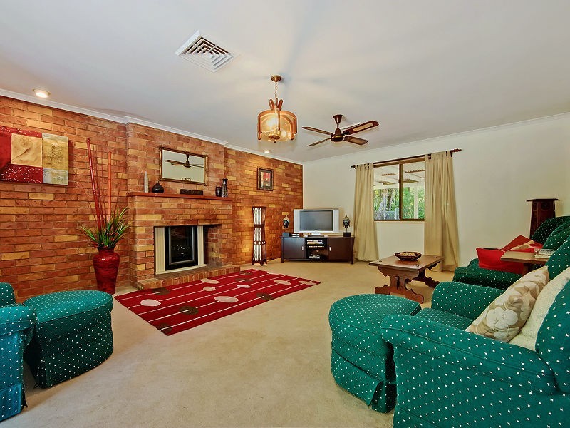 25 Woodwood Road, Landsborough QLD 4550