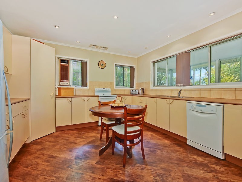 1318 Anzac Avenue, Kallangur QLD 4503