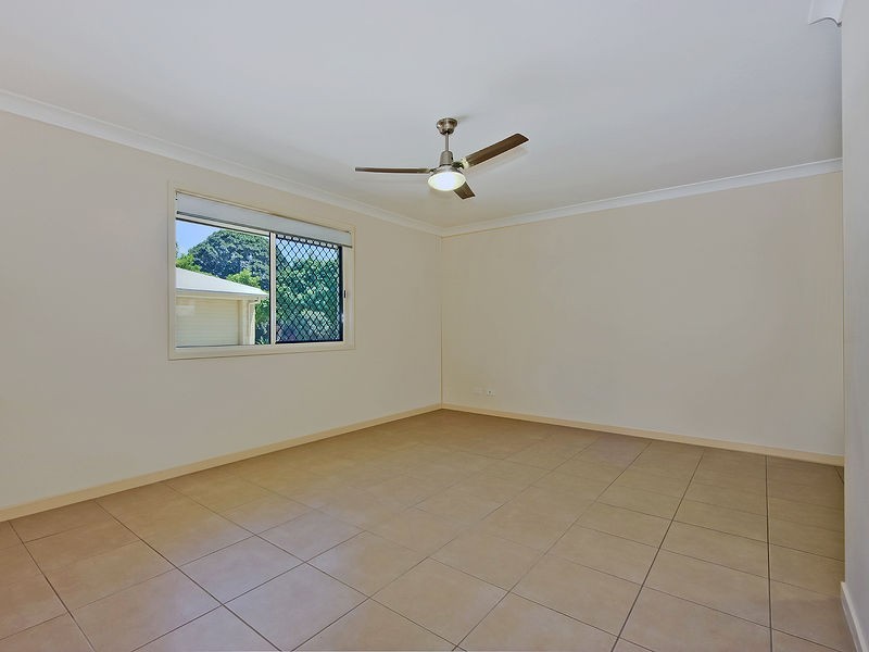 9 Progress Avenue, Beachmere QLD 4510