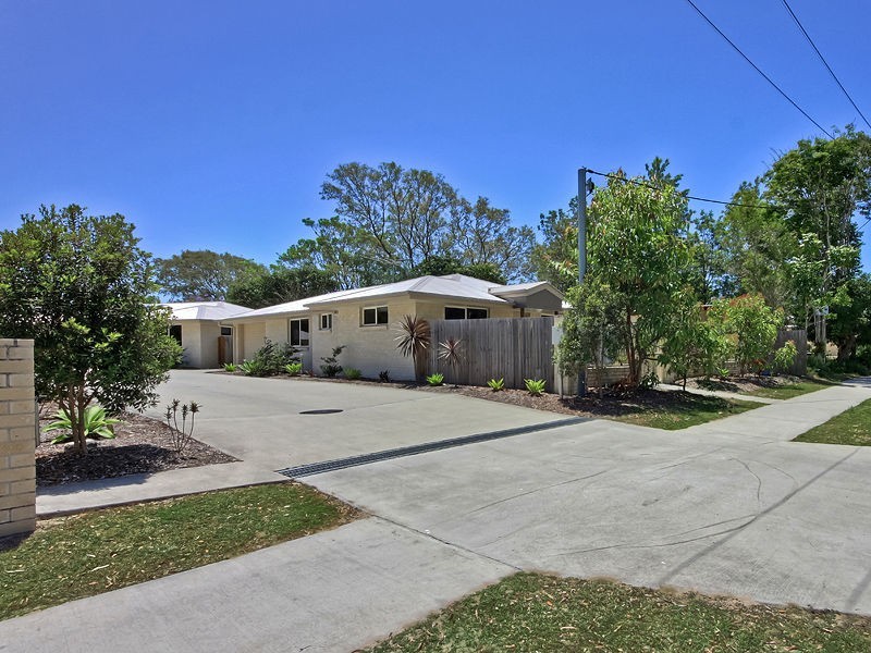 9 Progress Avenue, Beachmere QLD 4510