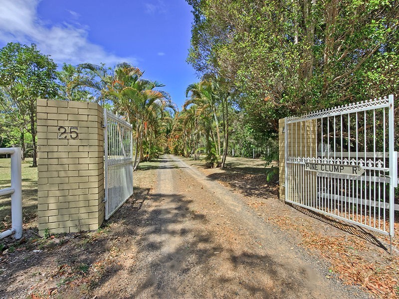 25 Woodwood Road, Landsborough QLD 4550