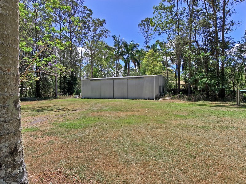 25 Woodwood Road, Landsborough QLD 4550