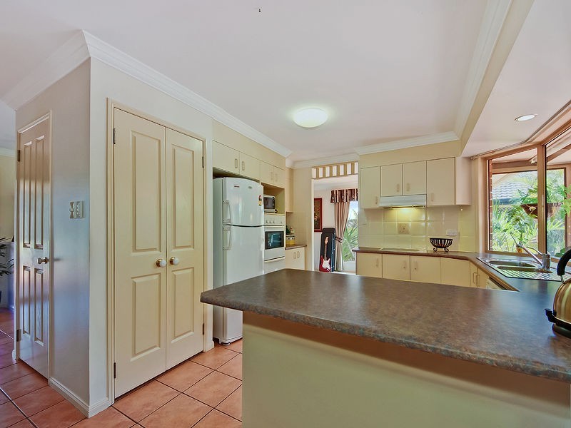 39 Xanadu Crescent, Rothwell QLD 4022