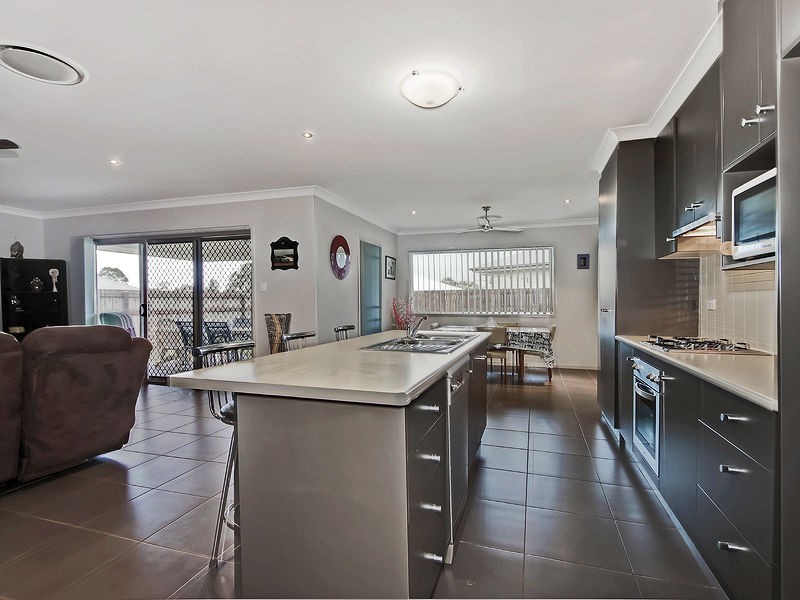 22 Cherrytree Crescent, Upper Caboolture QLD 4510