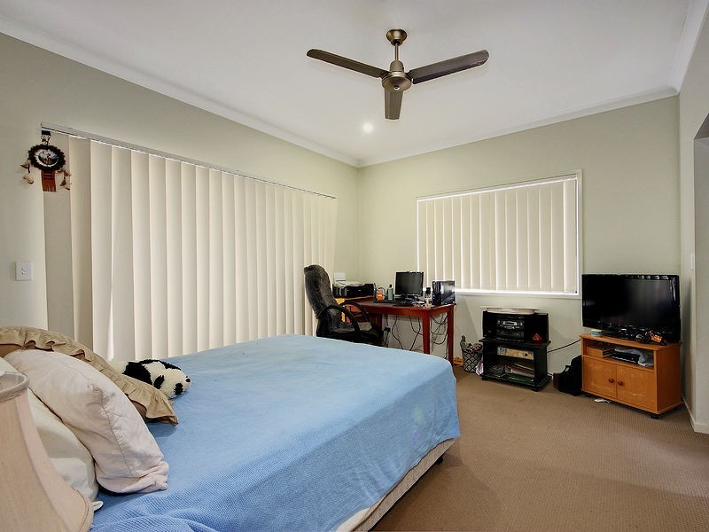 21 Station Road, Burpengary QLD 4505