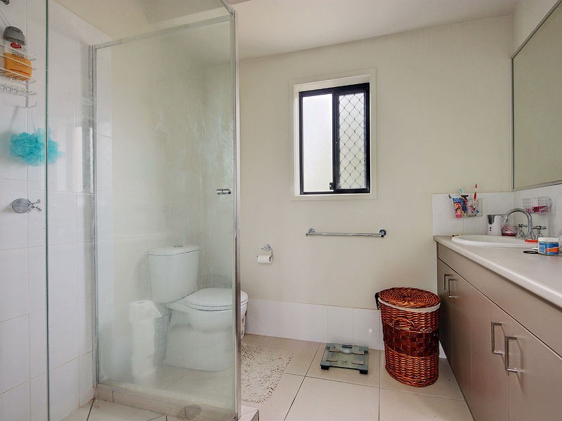 21 Station Road, Burpengary QLD 4505