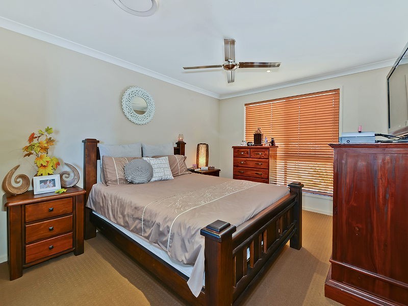 2 Cedar Street, North Lakes QLD 4509