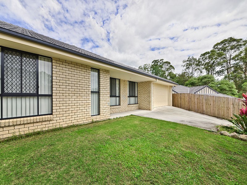 6 Oakwood Road, Warner QLD 4500