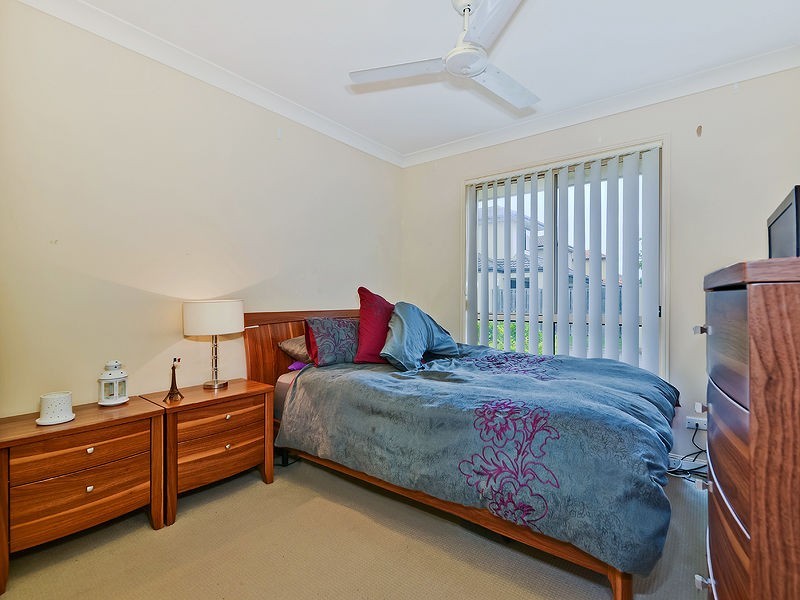 15 College Street, (The Crest), North Lakes QLD 4509