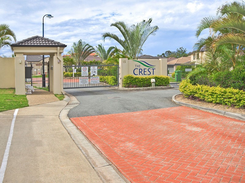 15 College Street, (The Crest), North Lakes QLD 4509