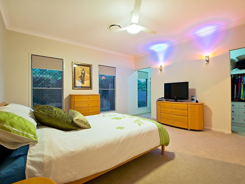 Warner QLD 4500