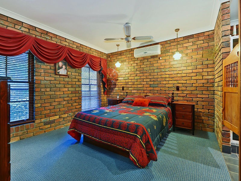 Whiteside QLD 4503