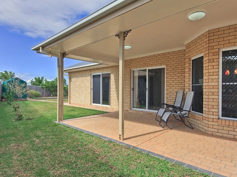 15 Eureka Street, North Lakes QLD 4509