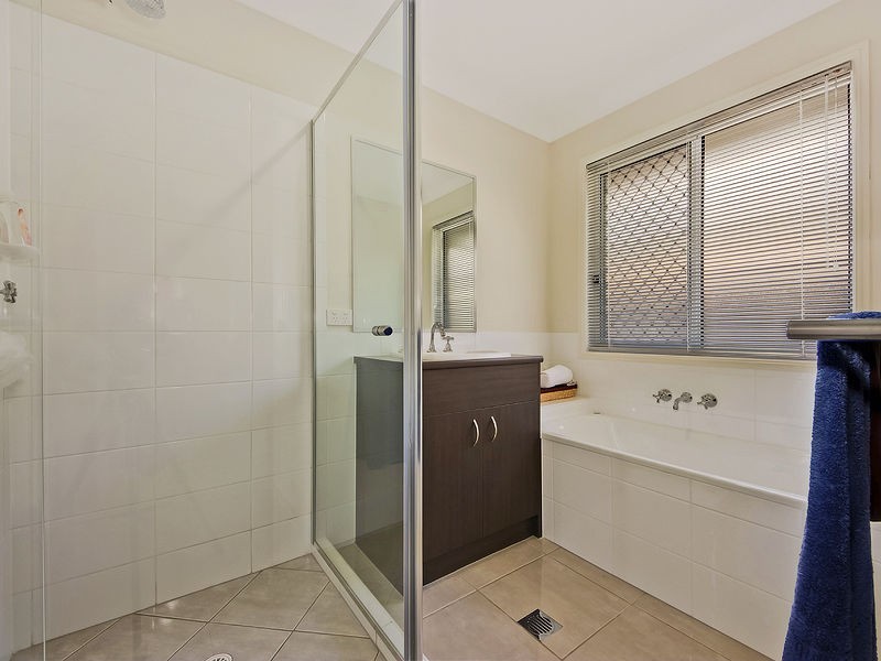 19 Williams Crescent, North Lakes QLD 4509