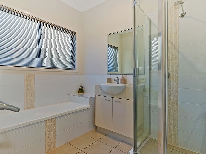 61 Cottonwood Circuit, North Lakes QLD 4509