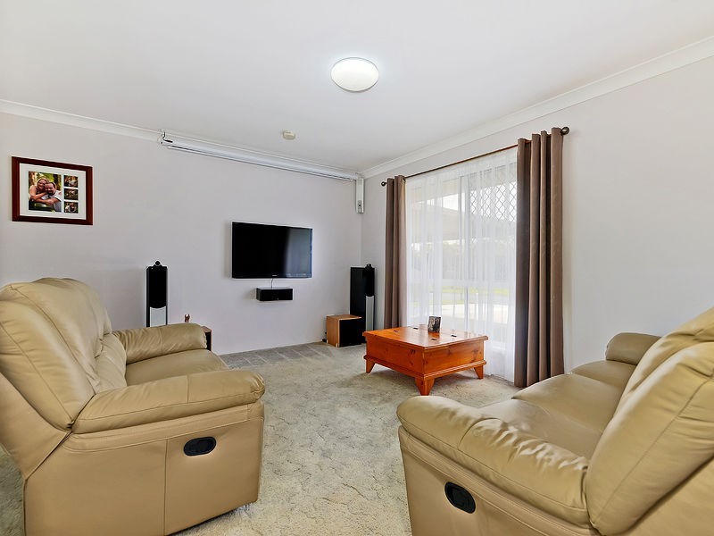 8 Tamara Place, Deception Bay QLD 4508