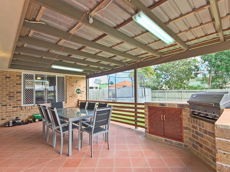 8 Tamara Place, Deception Bay QLD 4508