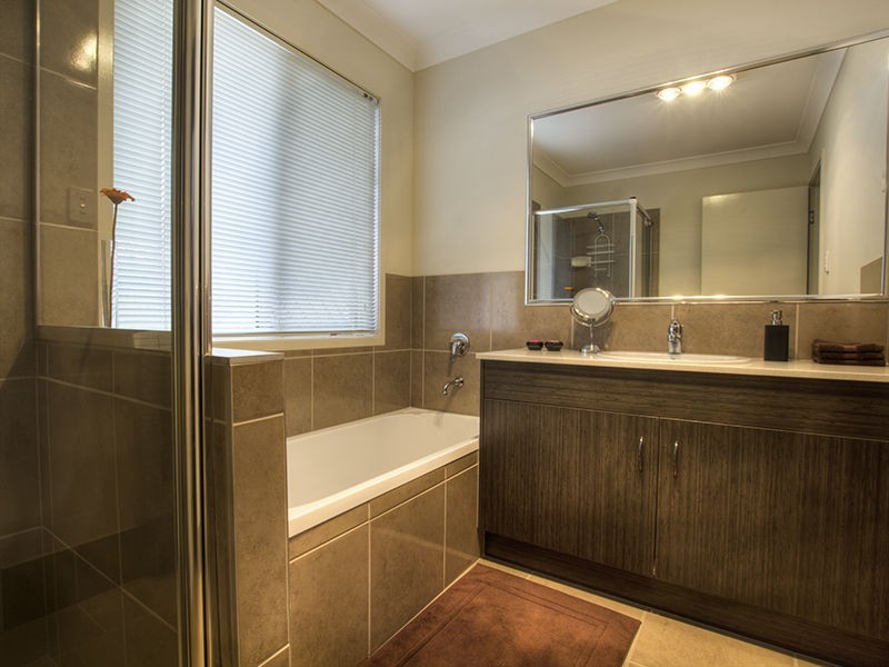 North Lakes QLD 4509