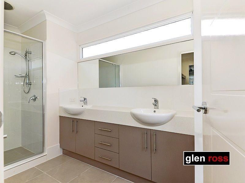 36 Cherington Way, Castle Hill Manors, Murrumba Downs QLD 4503