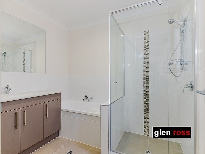 36 Cherington Way, Castle Hill Manors, Murrumba Downs QLD 4503