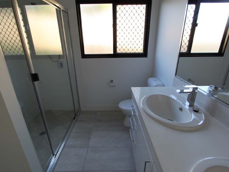 3 Jenny Lind Court, Boyne Island QLD 4680